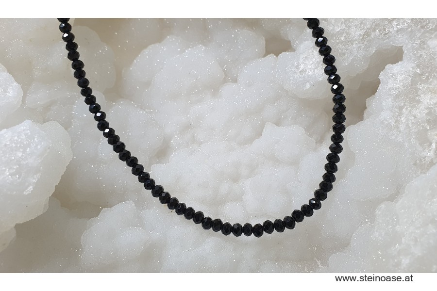 Kette Onyx facettiert 6mm